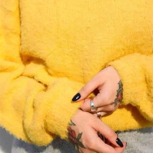 Fuzzy Knit Turtleneck - Picture 4 of 4